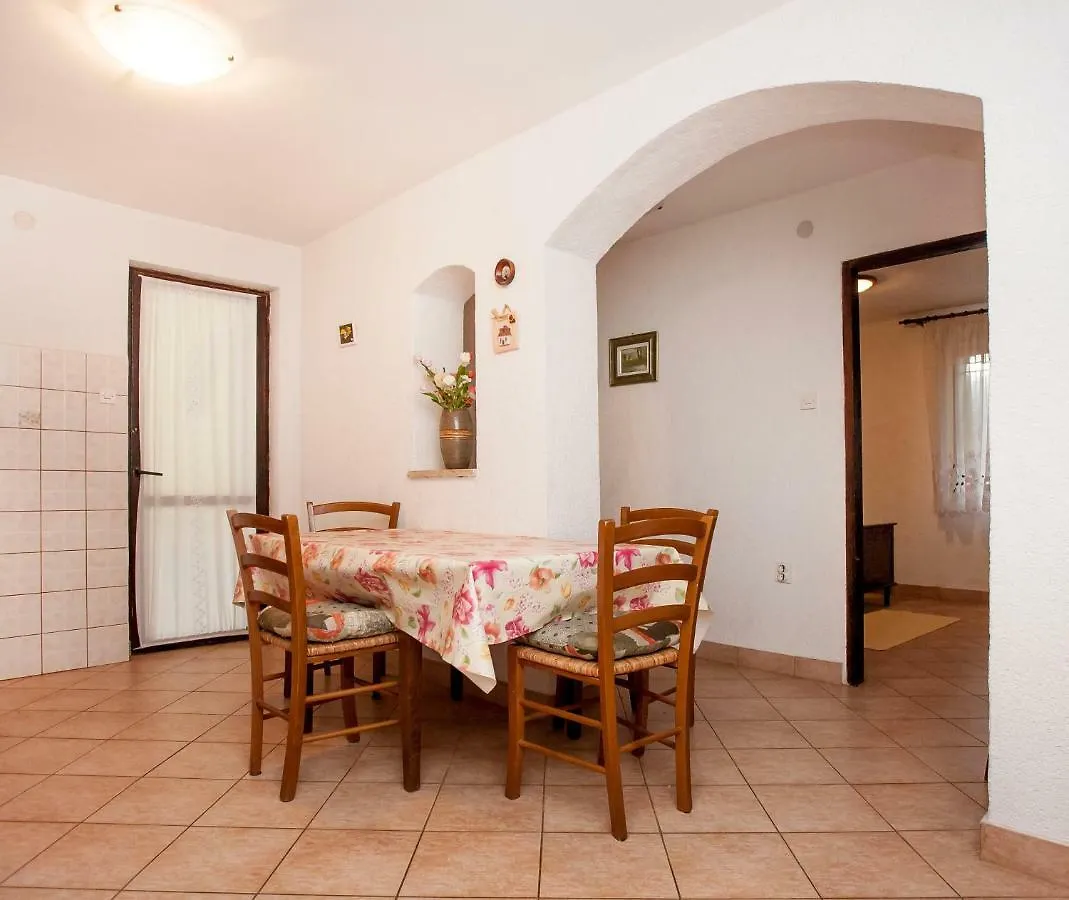 Apartment Regina روفينج كرواتيا